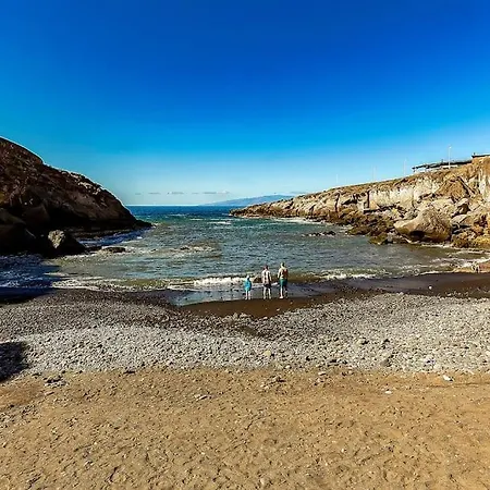 Ocean Garden 2 Bed With Pool View Apartamento