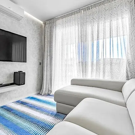 Apartamento Ocean Garden 2 Bed With Pool View